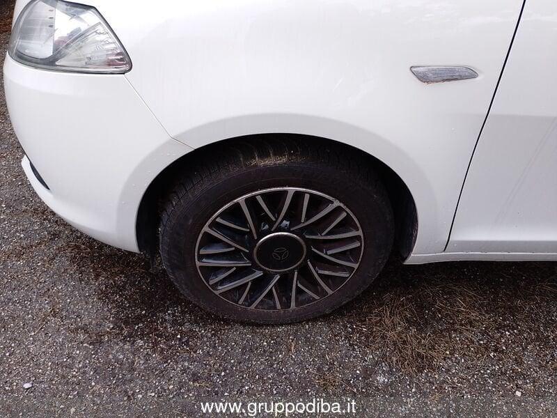 Lancia Ypsilon III 2011 Benzina 0.9 t.air S MomoDesign s&s 85cv dfn E6