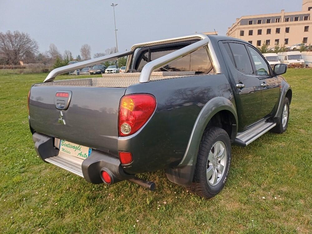 Mitsubishi L200 2.5 DI-D 136 Cv Double Cab Pick-Up
