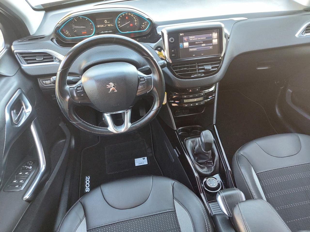 Peugeot 2008 BlueHDi 100 Allure SOLI 96.000KM