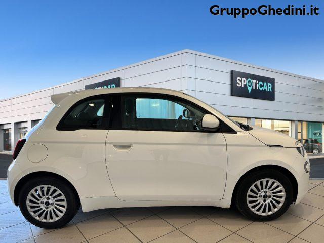 FIAT 500e Action Berlina 23,65 kWh