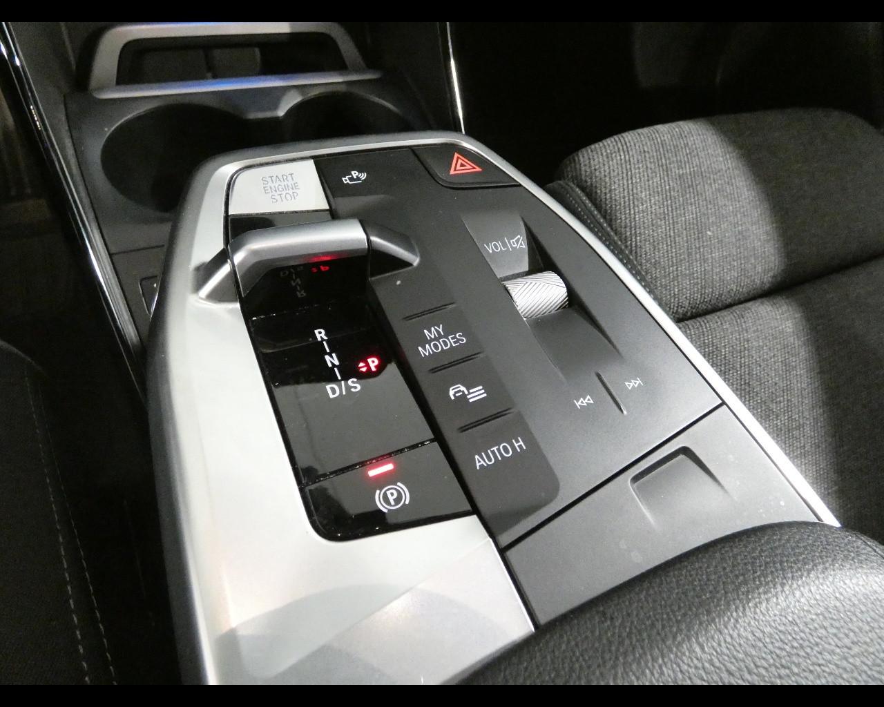 BMW Serie 2 A.T. (U06) - 218d Active Tourer