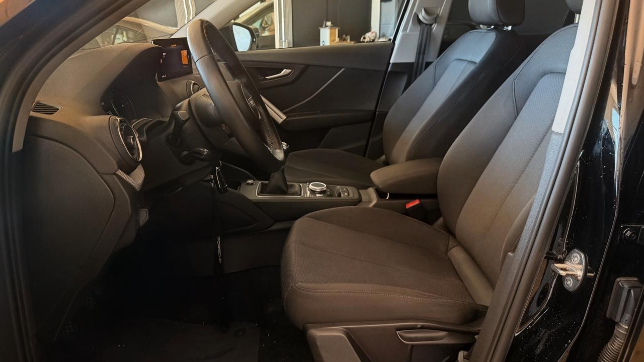 AUDI Q2 30 TFSI BLACK EDITION