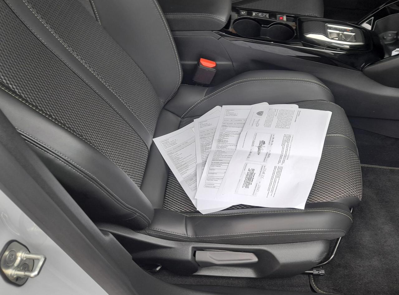 Peugeot 2008 BlueHDi 130 S&S EAT8 GT