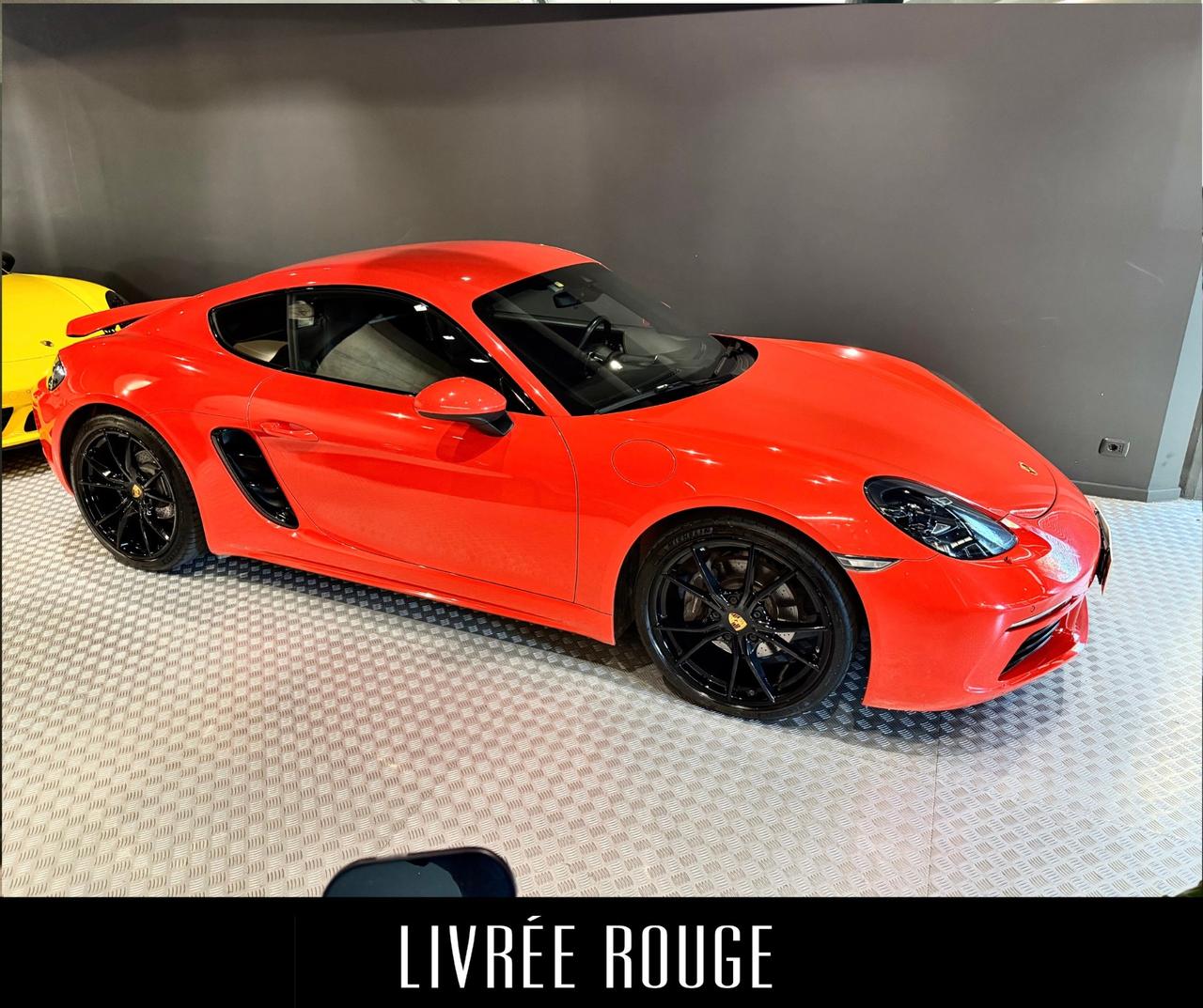 Porsche Cayman 718 2.0 300cv PDK
