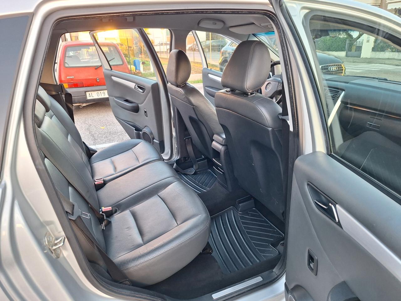 Mercedes-benz B 200 CDI Sport NEOPATENTATI PELLE TEL BLUETOOTH