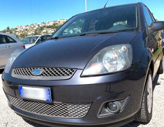 Ford Fiesta 1.2 16v 5p. Clever