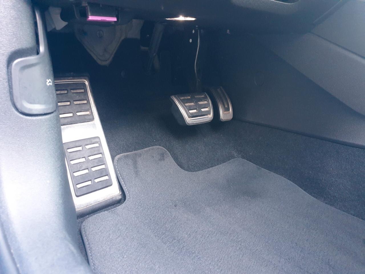 Audi A3 Sportback 40 tfsie S line edition s-tronic