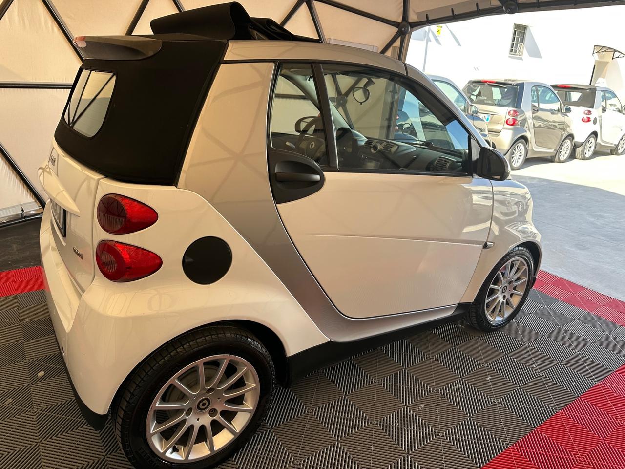 Smart ForTwo 1000 52 kW MHD cabrio passion