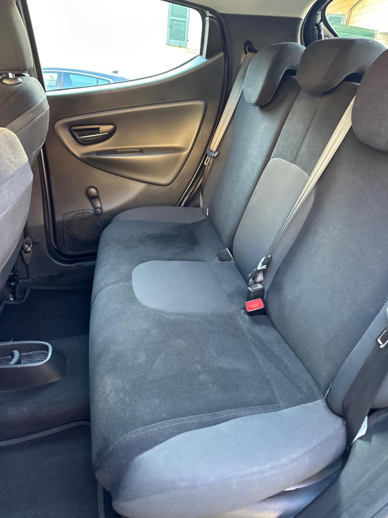 Lancia YPSILON 1.2 69 CV 5P SILVER KMCERT GARANZ UNICOPR