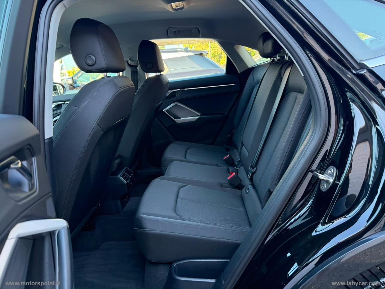 AUDI Q3 SPORTBACK 35 TDI S tronic Business PluS