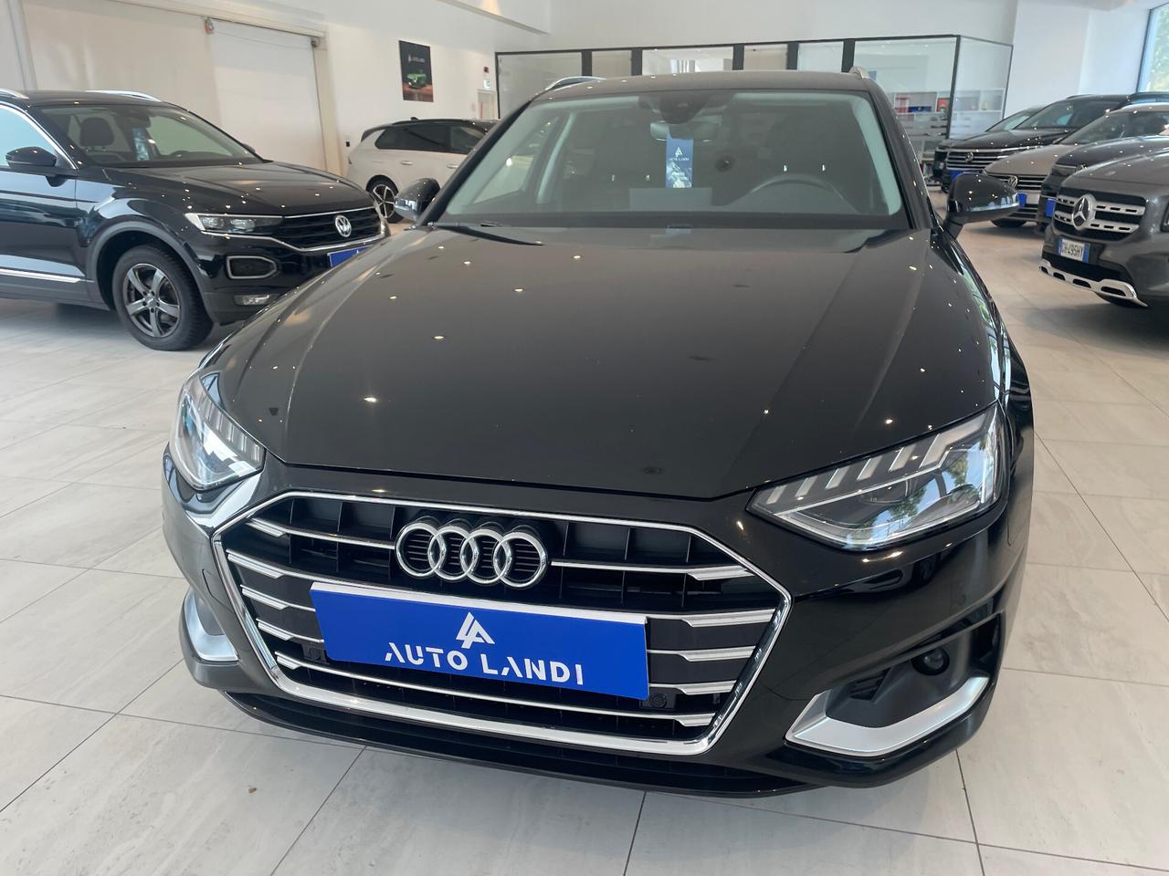 Audi A4 30 TDI/136 CV S tronic Business Advanced