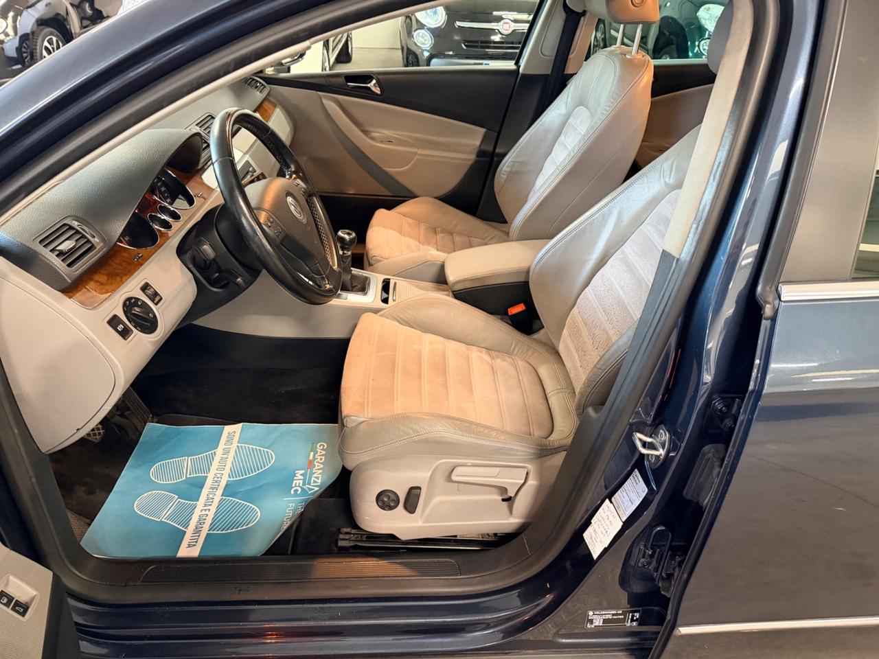 Volkswagen Passat 2.0 TDI DPF Var. Highline