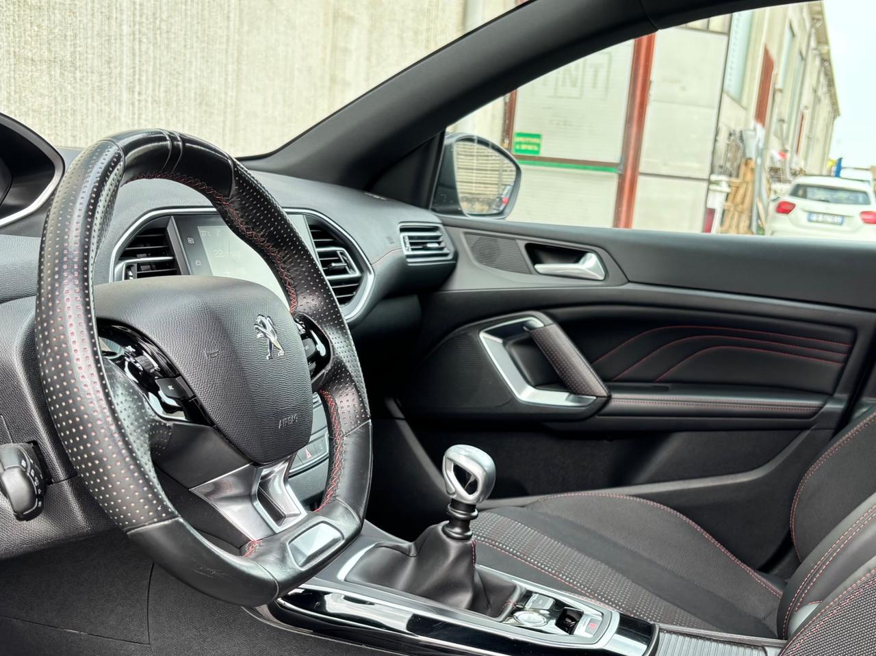 Peugeot 308 BlueHDi 120 S&S EAT6 GT Line