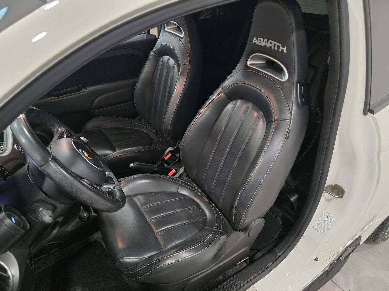 Abarth 595 1.4 Turbo T-Jet 160 CV Pista