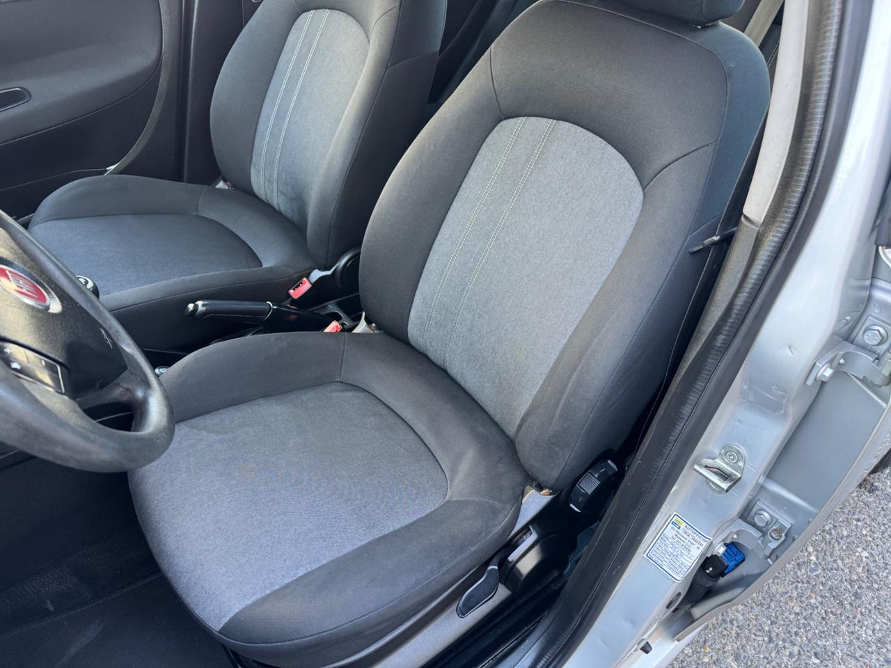 Fiat Punto idonea ai neopatentati gomme nuove