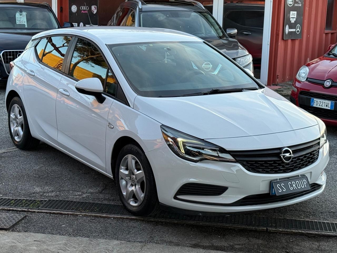 Astra 1.4 / 5 porte /Cosmo/unipro/rate/permute/