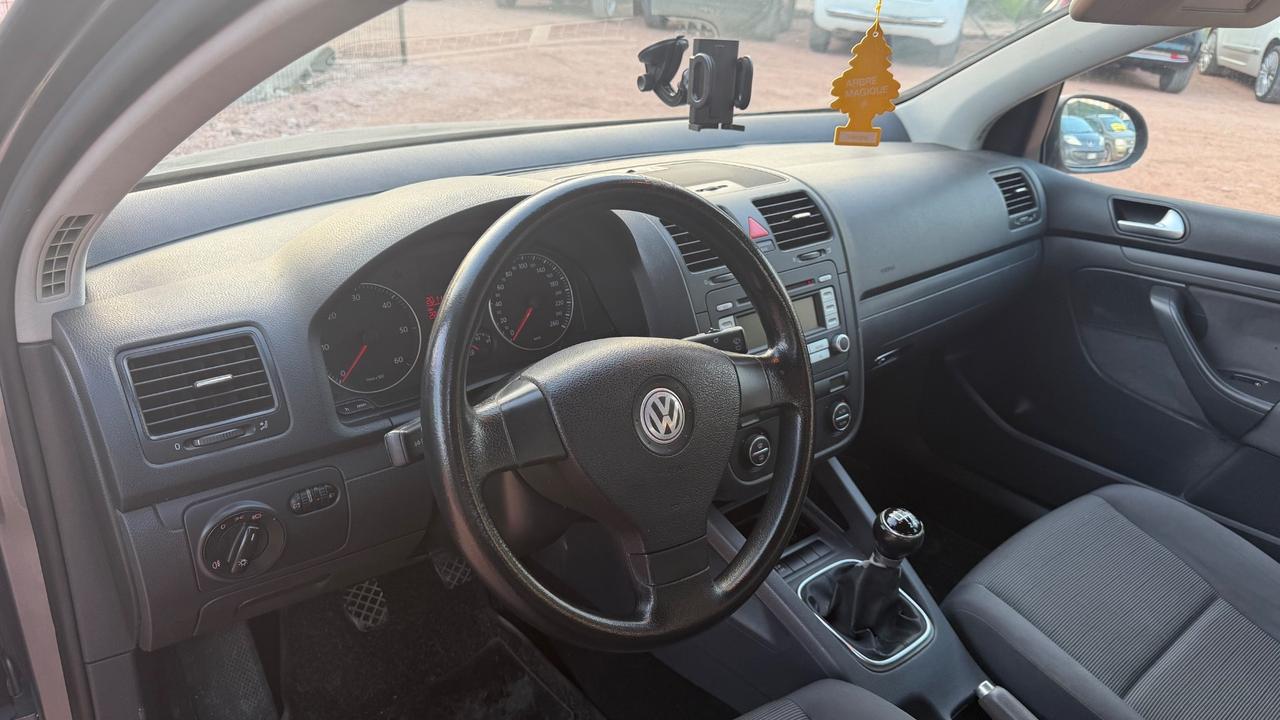 Volkswagen Golf 1.9 TDI 5p. Comfortline
