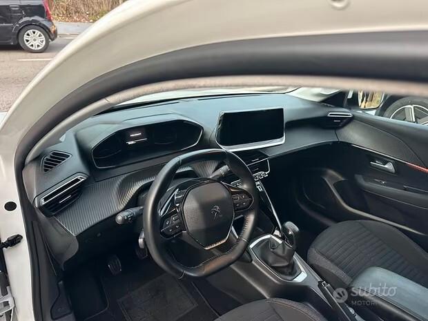 Peugeot 208 PureTech 100 Stop&Start 5 porte Active