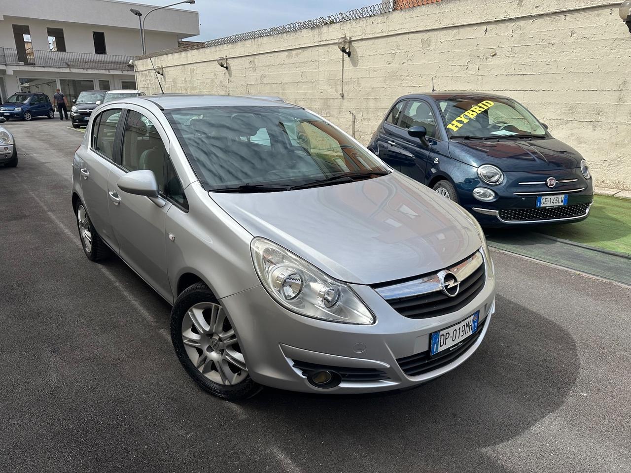 Opel Corsa 1.2 5 porte - 2008