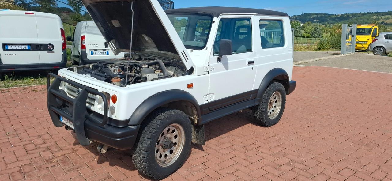 Suzuki Samurai 1.9 diesel cat Berlina De Luxe
