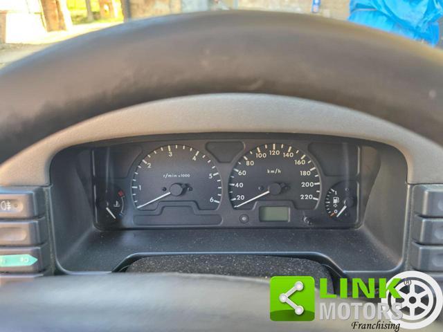LAND ROVER Discovery 2.5 TDi 136 CV