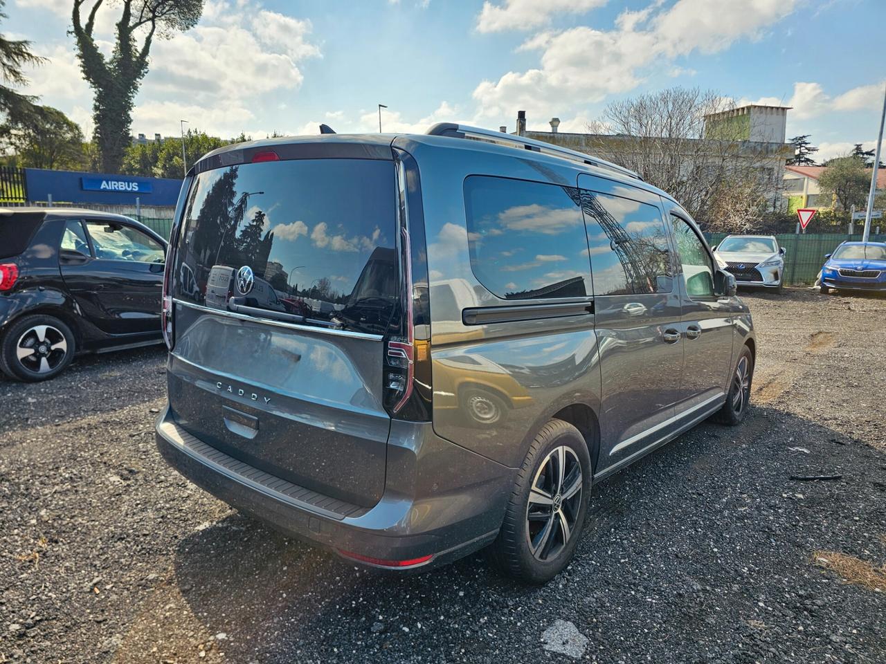 Volkswagen Caddy 2.0 TDI 122 CV DSG Edition Maxi 7 POSTI