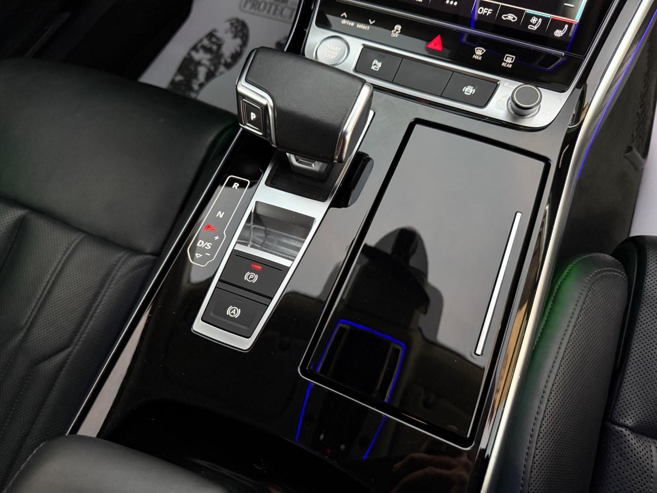 AUDI A8 50 3.0 TDI V6 MHEV 286 CV QUATTRO