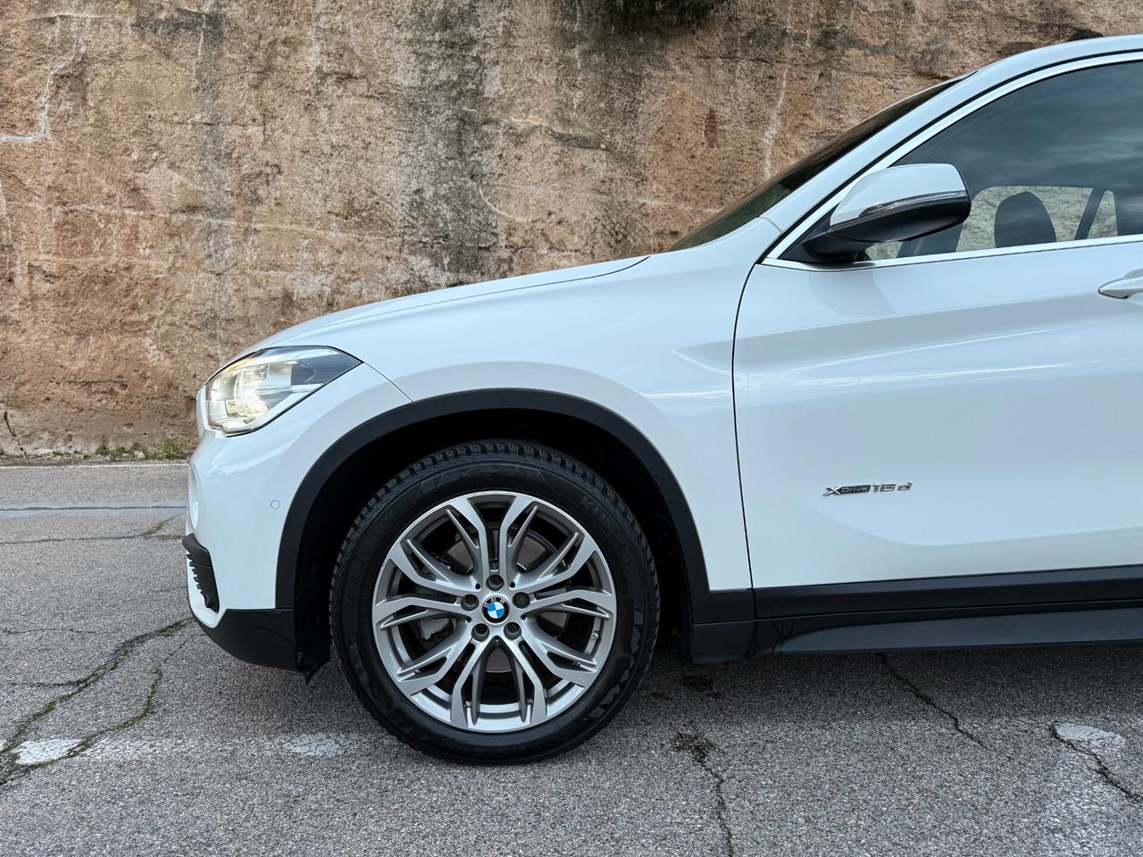 BMW X1 X-LINE/2.0 XDrive 150CV/CERCHI 18"/TAGLIANDI BMW