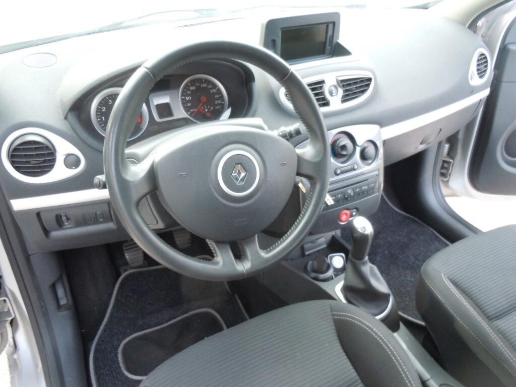 RENAULT CLIO 1.2 16V 75CV DYNAMIQUE 5P