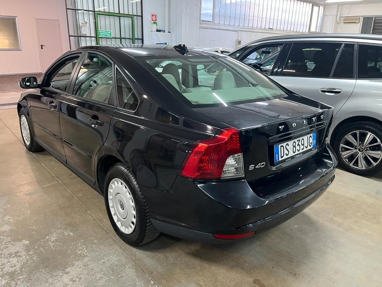Volvo S40 1.6 solamente 50mila km