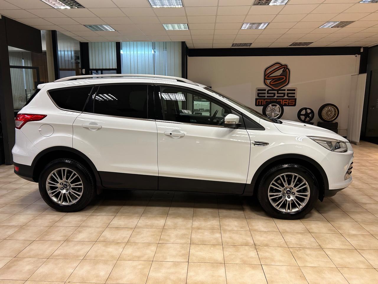 Ford Kuga 2.0 TDCI 140 CV 4WD Titanium