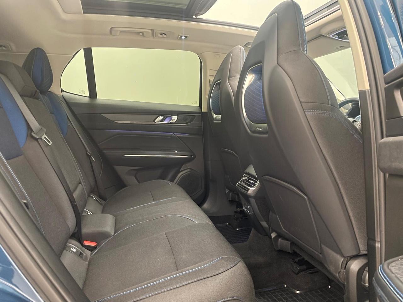 Lynk & Co 01, 11/2021 01 1.5 td phev auto