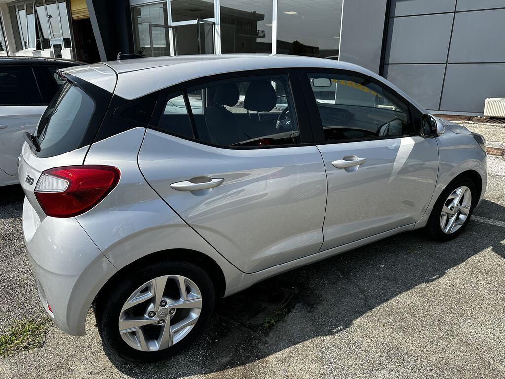 Hyundai i10 1.0 MPI Tech