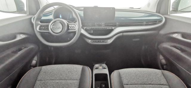 FIAT 500e Berlina 42 kWh La Prima
