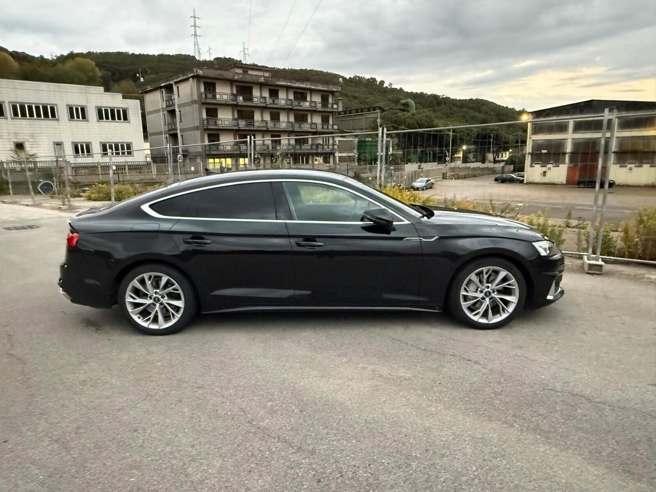 Audi A5 SPB 40 TDI quattro S tronic Business