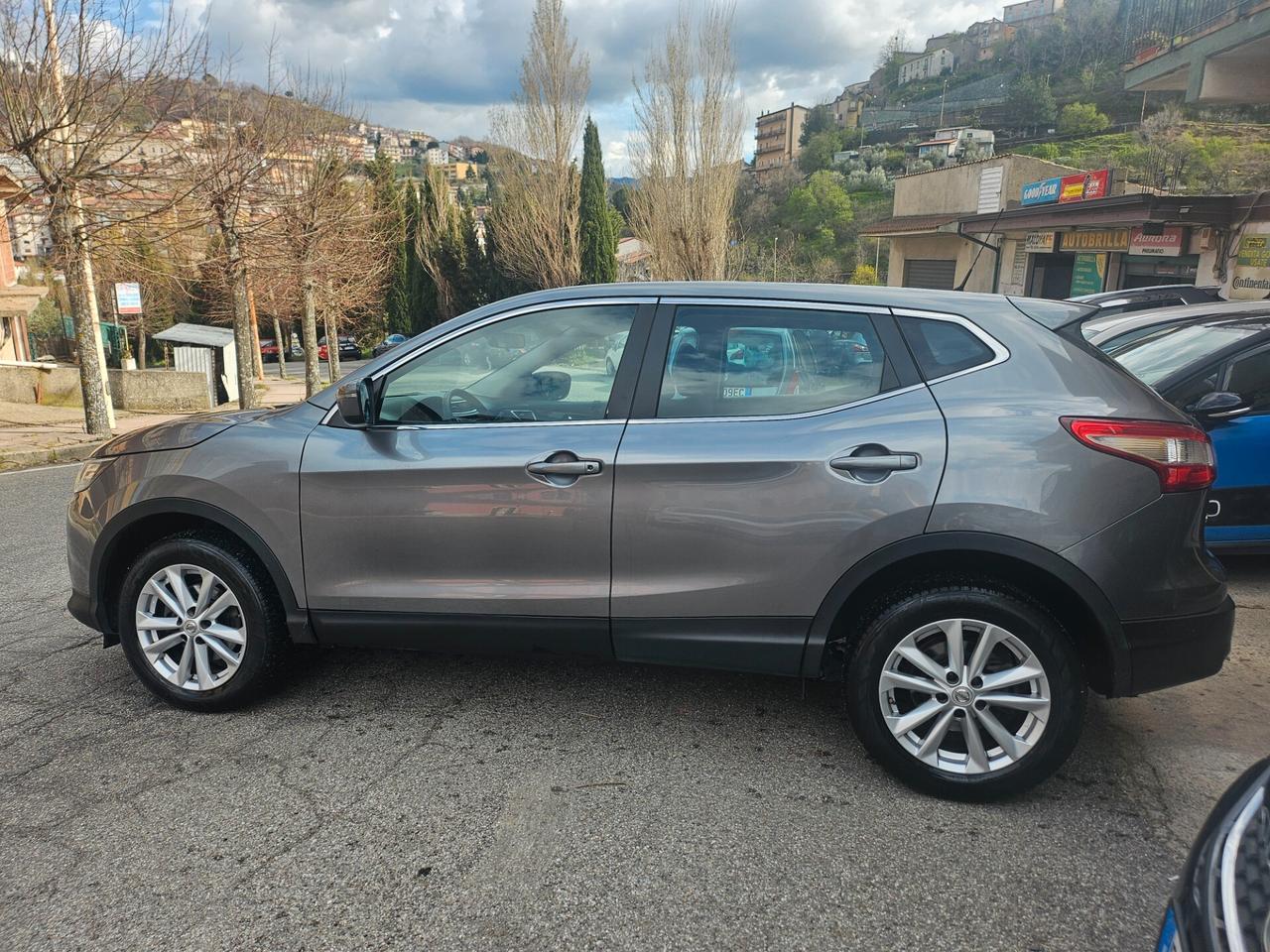 Nissan Qashqai 1.5 dCi Acenta 143.000km 2017
