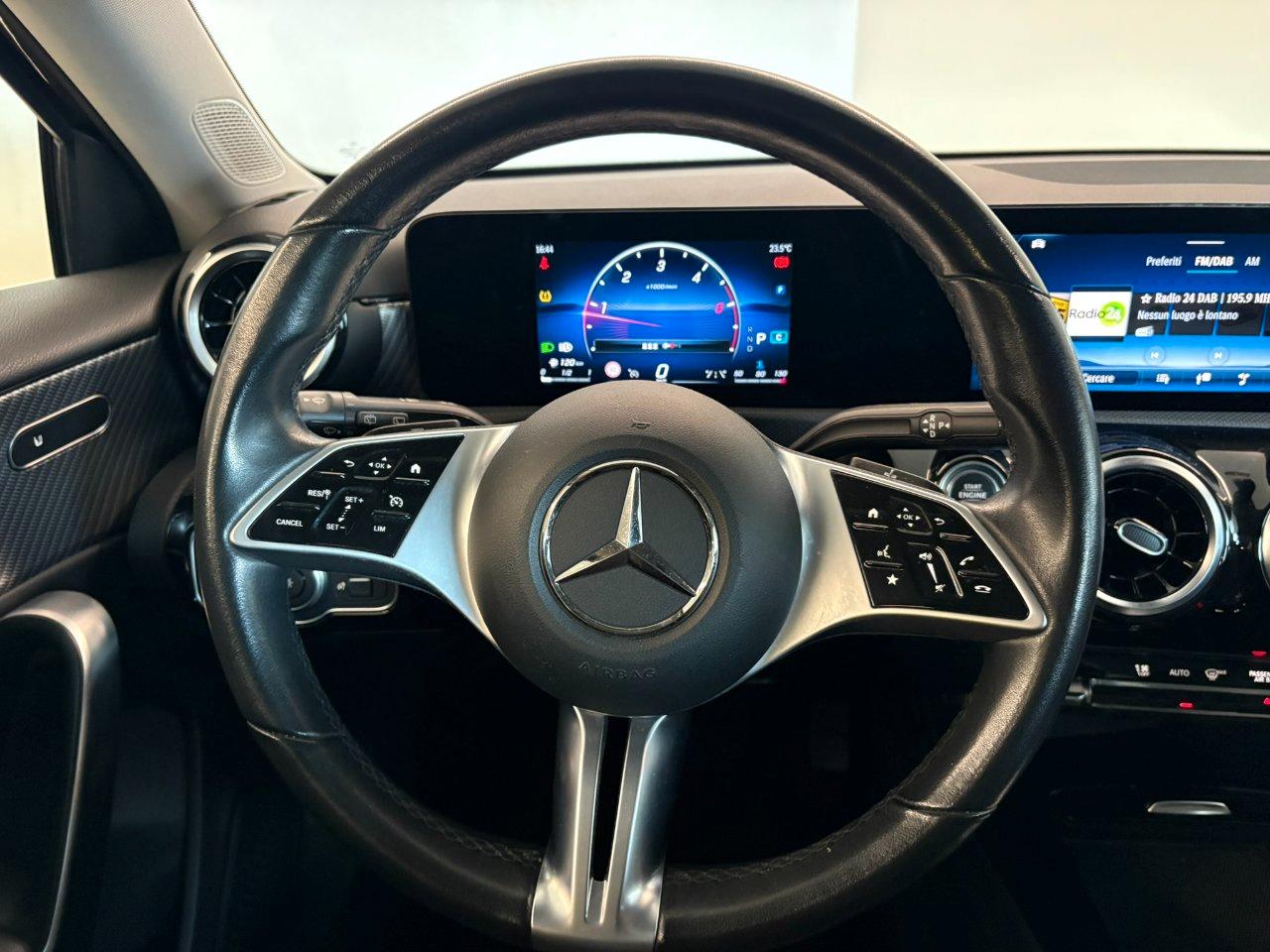 Mercedes A 180 D Sport 8G-DCT