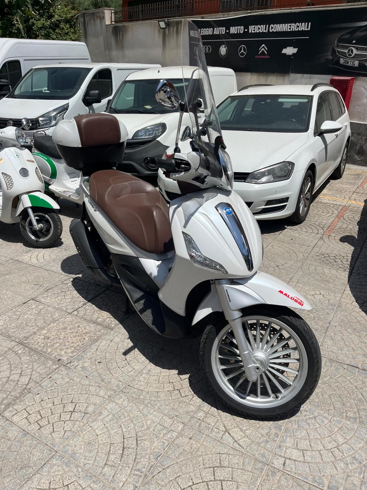 Piaggio Vespa 125 LX