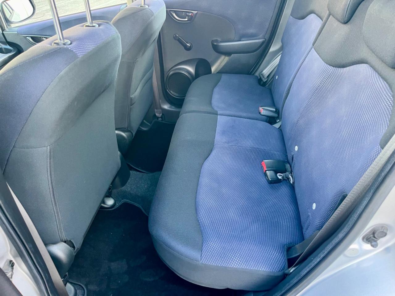 Honda Jazz 1.2benz 2013 95.000km per neopatentati