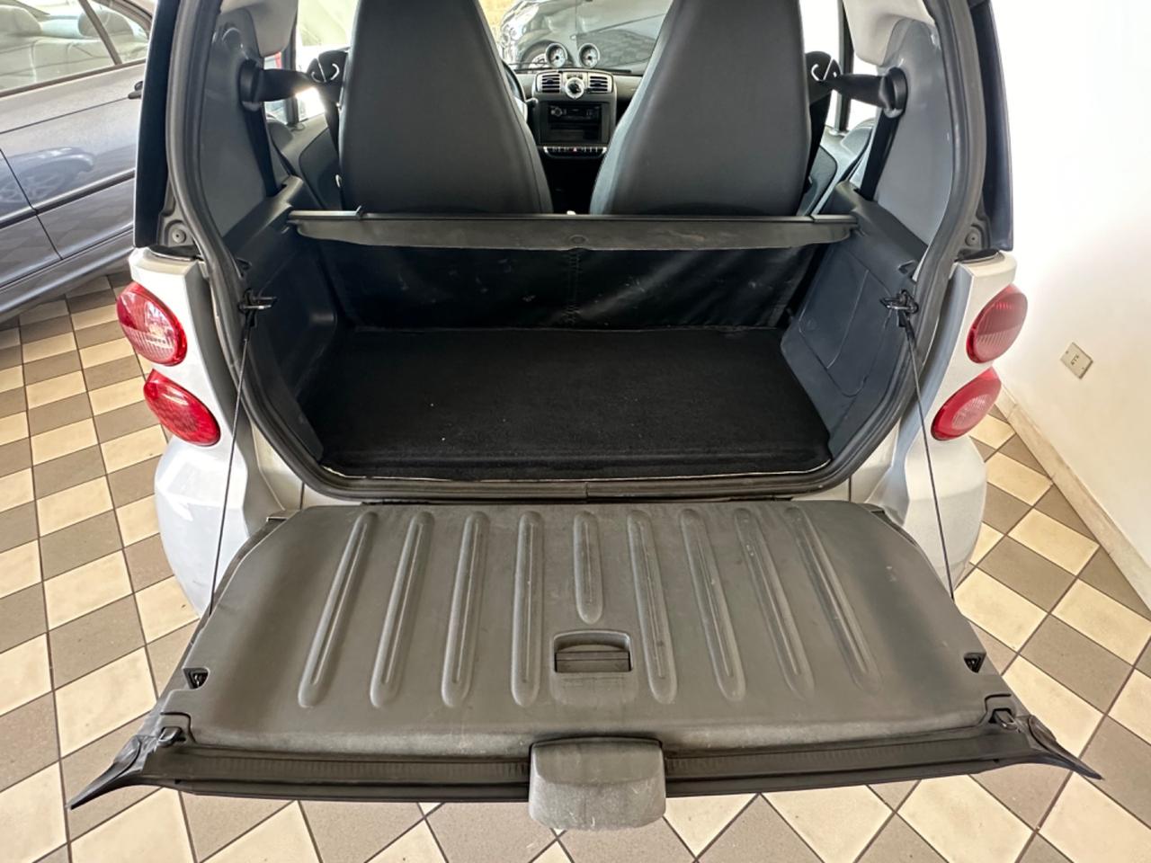 Smart ForTwo 1000 52 kW coupé limited one