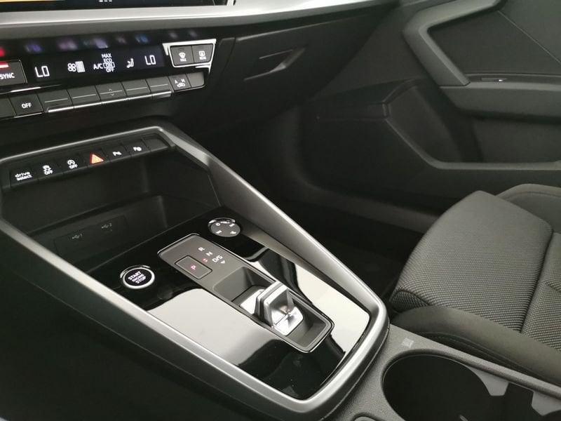 Audi A3 Sportback 30 2.0 tdi S line edition s-tronic