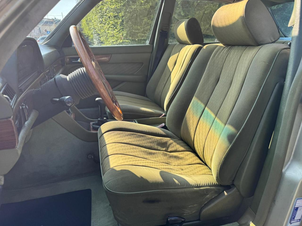 Mercedes-benz S-Series 280 SE