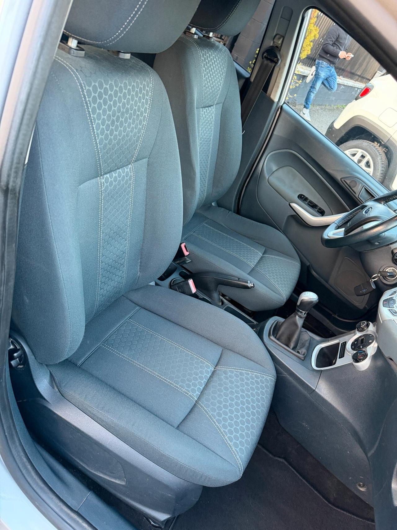 Ford Fiesta 1.4 5 porte Bz.- GPL Titanium