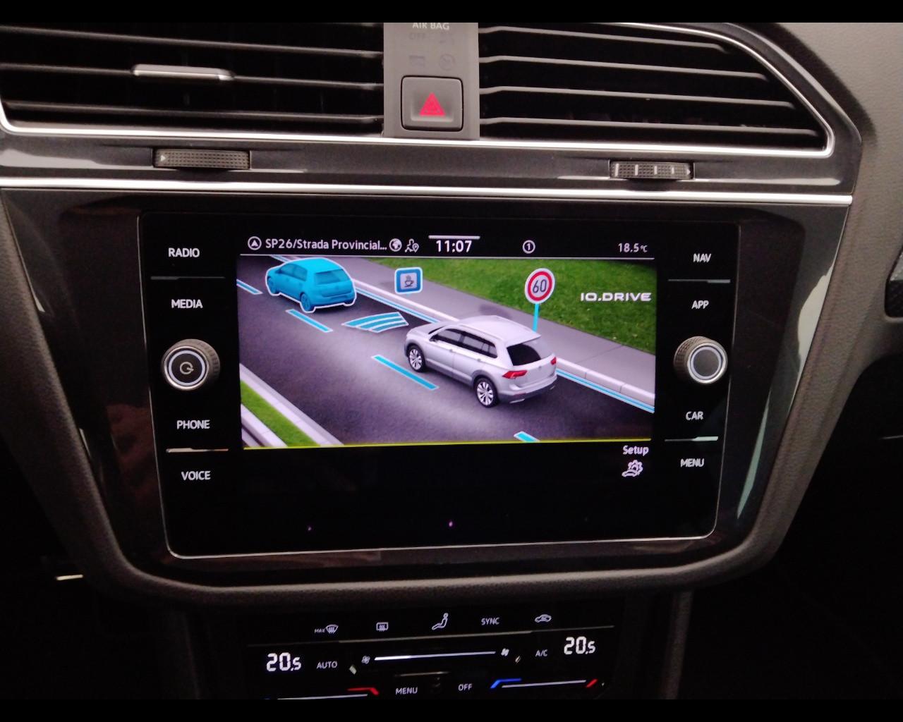 VOLKSWAGEN Tiguan II 2021 - Tiguan 1.5 tsi R-Line 150cv dsg