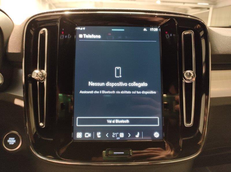 VOLVO XC40 (2017-->) - XC40 B3 automatico Core