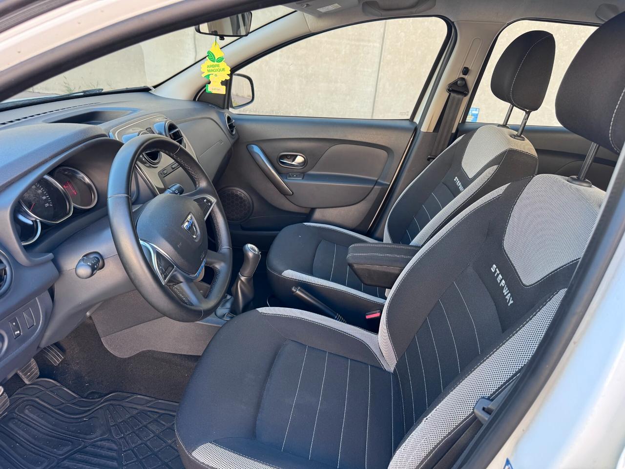 Dacia Sandero Stepway 1.5 Blue dCi 95 CV Comfort