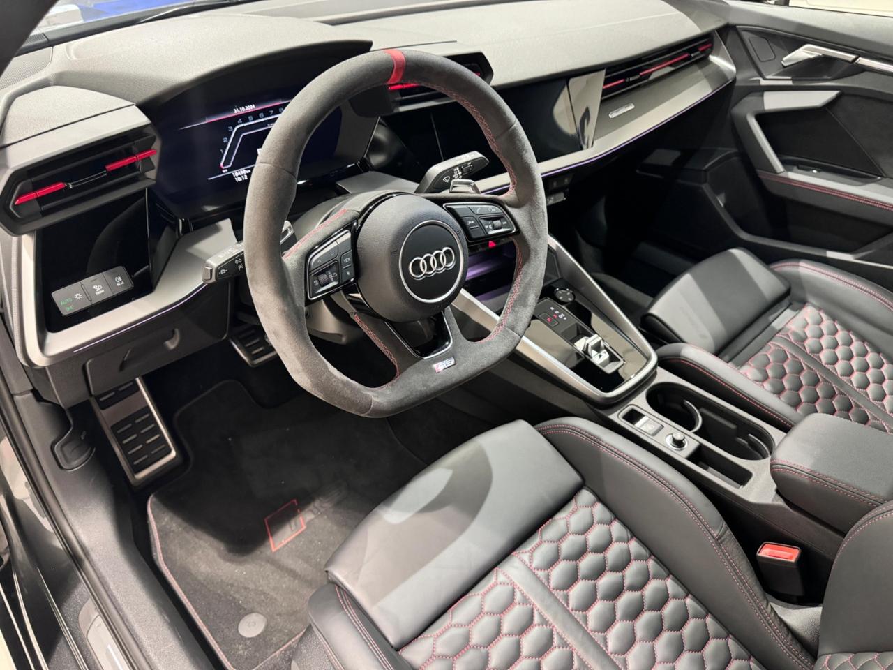 Audi RS3 Sportback 2.5 tfsi quattro s-tronic 400CV