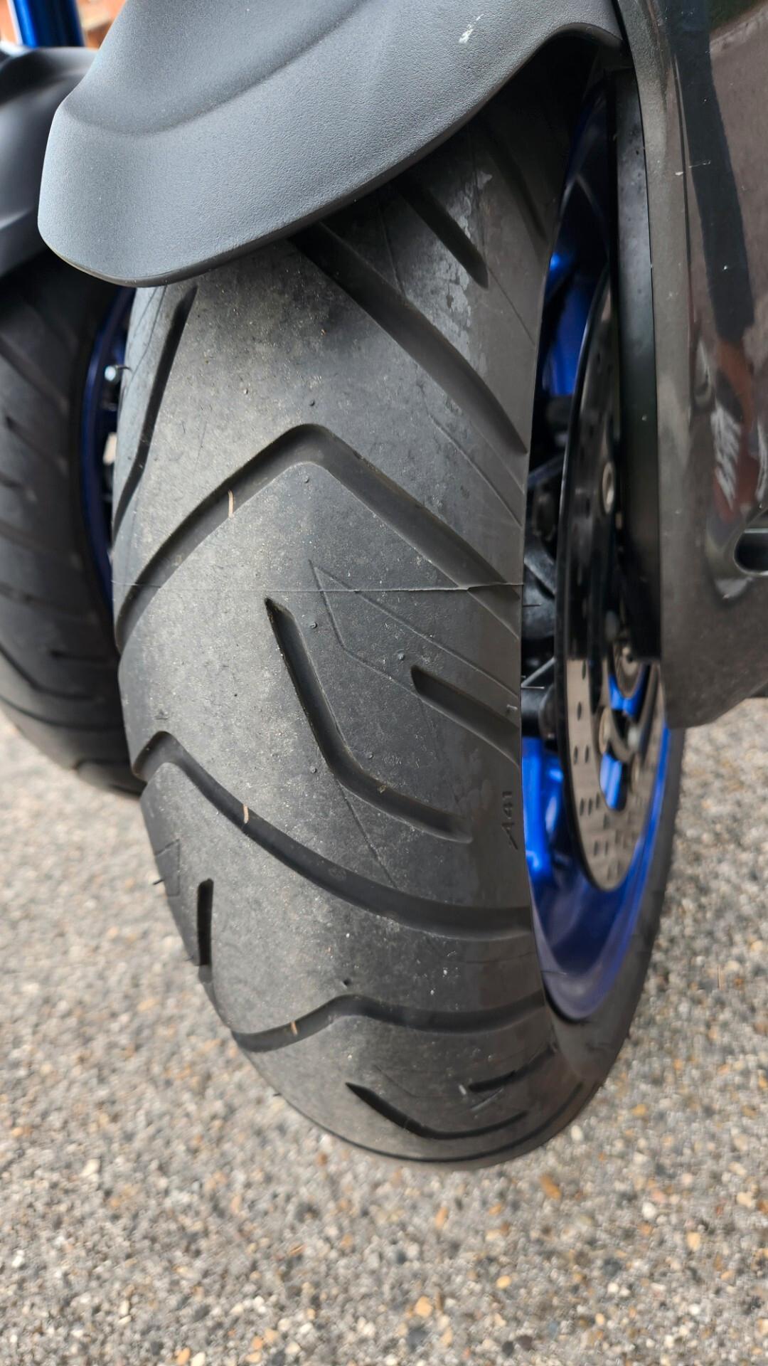 Yamaha Niken Gt
