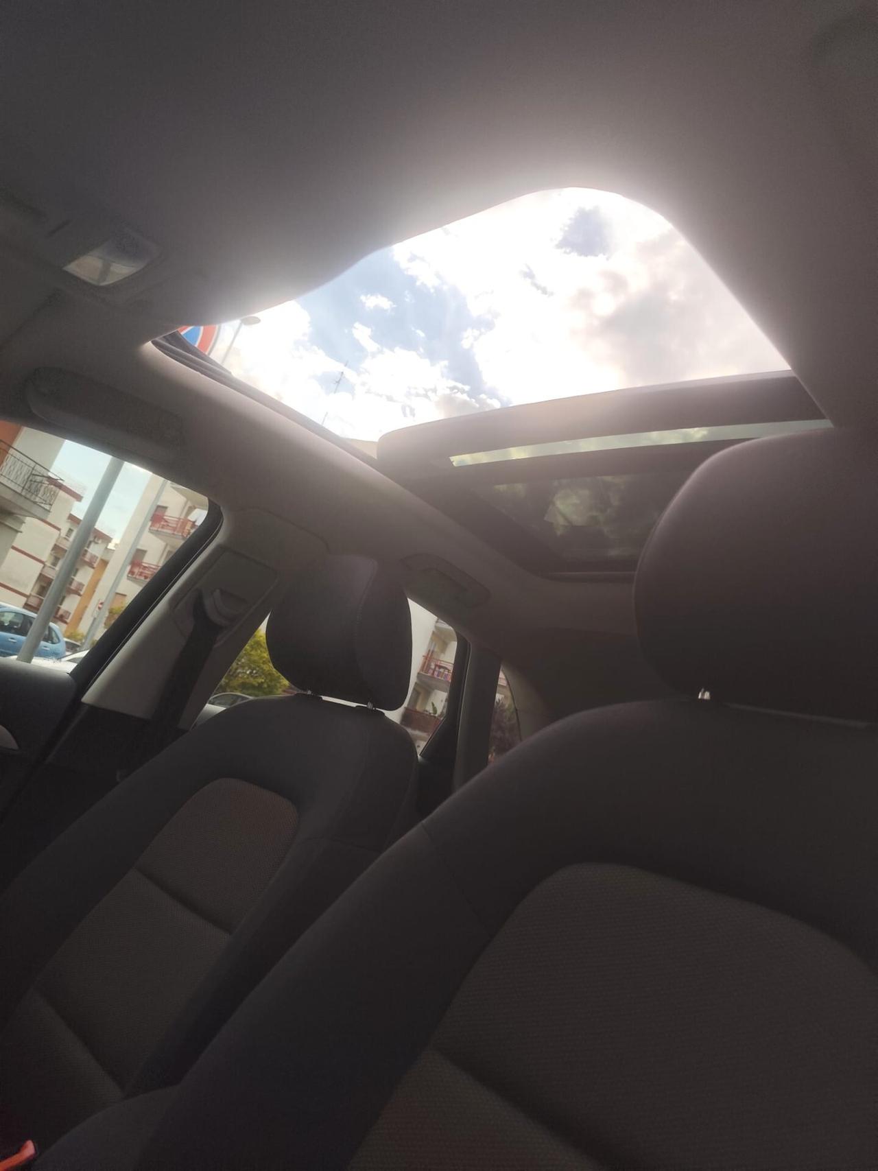 Audi Q3 2.0 TDI Quattro * TETTO PANORAMICO APRIBILE * Navi * Garantita 12 Mesi