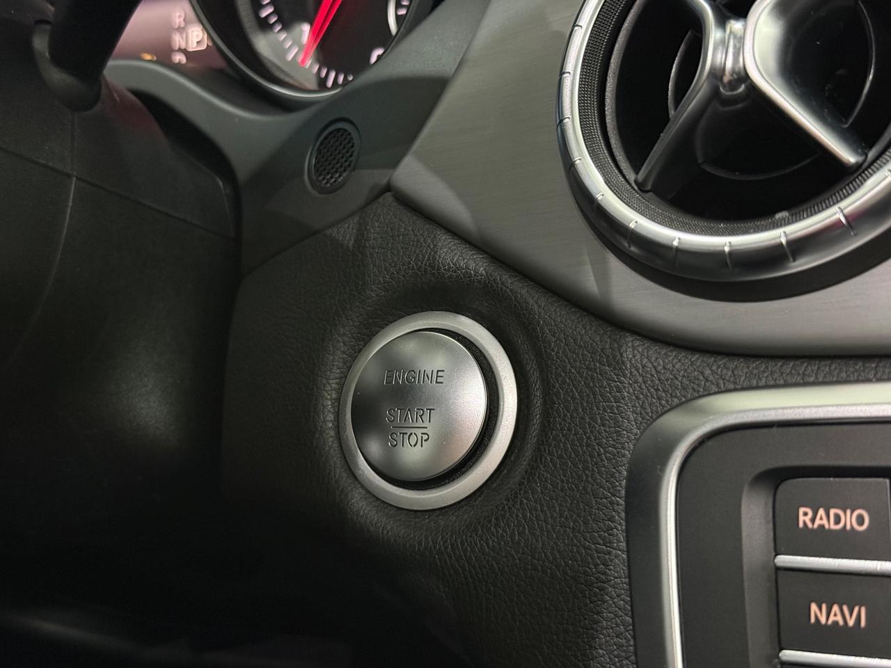 Mercedes-benz CLA 220 d Automatic Premium AMG